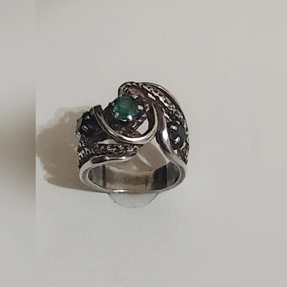 Vintage Sterling Silver Brutalist Ring Green Stones 1970 - Picture 8 of 13